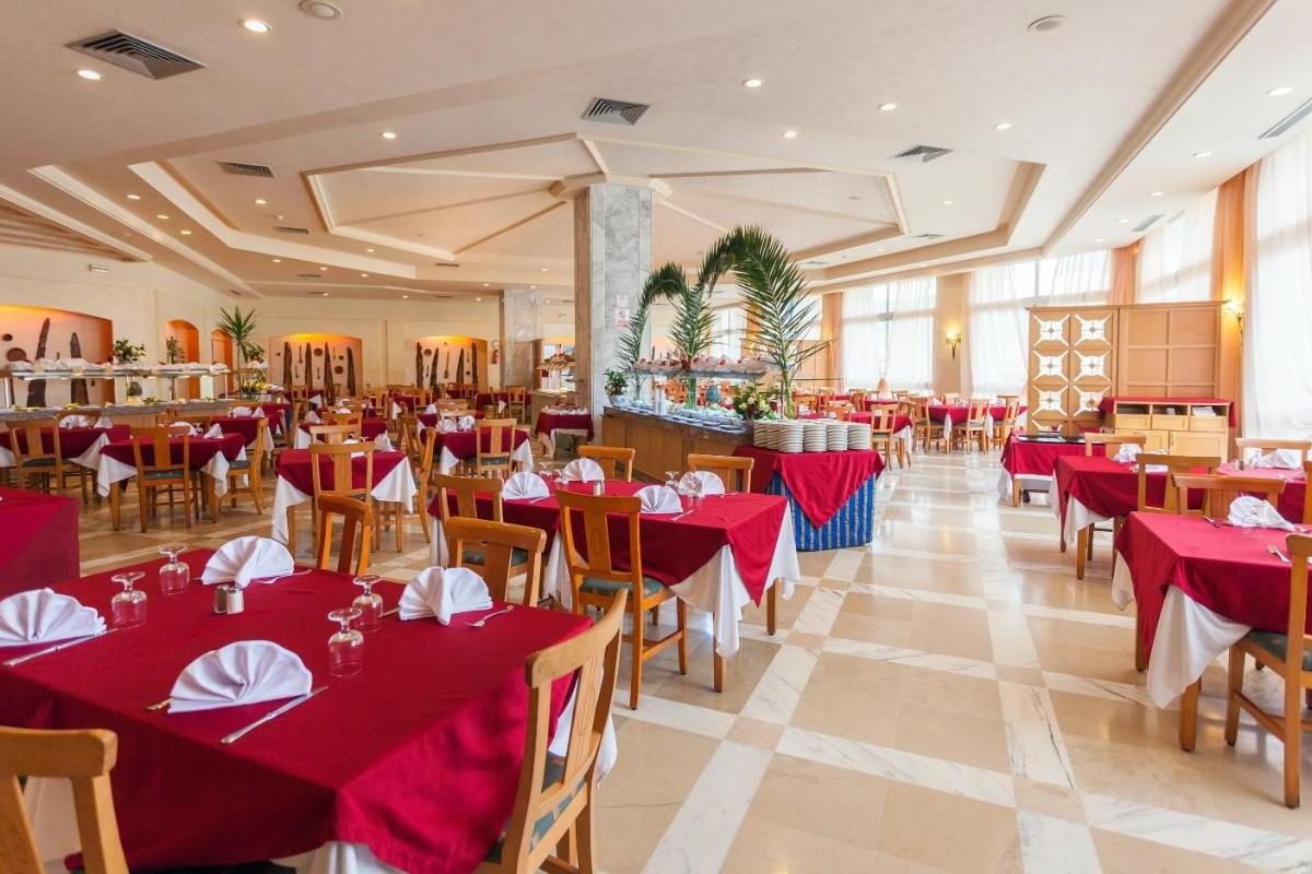 Hotel El Mouradi Hammam Bourguiba Ain Draham Exterior foto